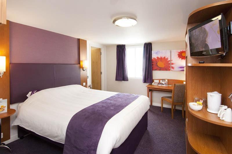 Premier Inn Premier Inn Веллингборо Экстерьер фото
